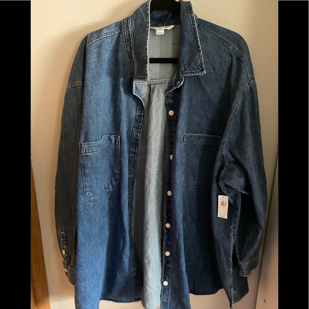 Old Navy “The Boyfriend Shirt”